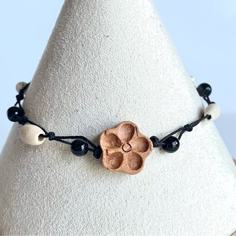 Artisan Black and Tan Beaded Bracelet